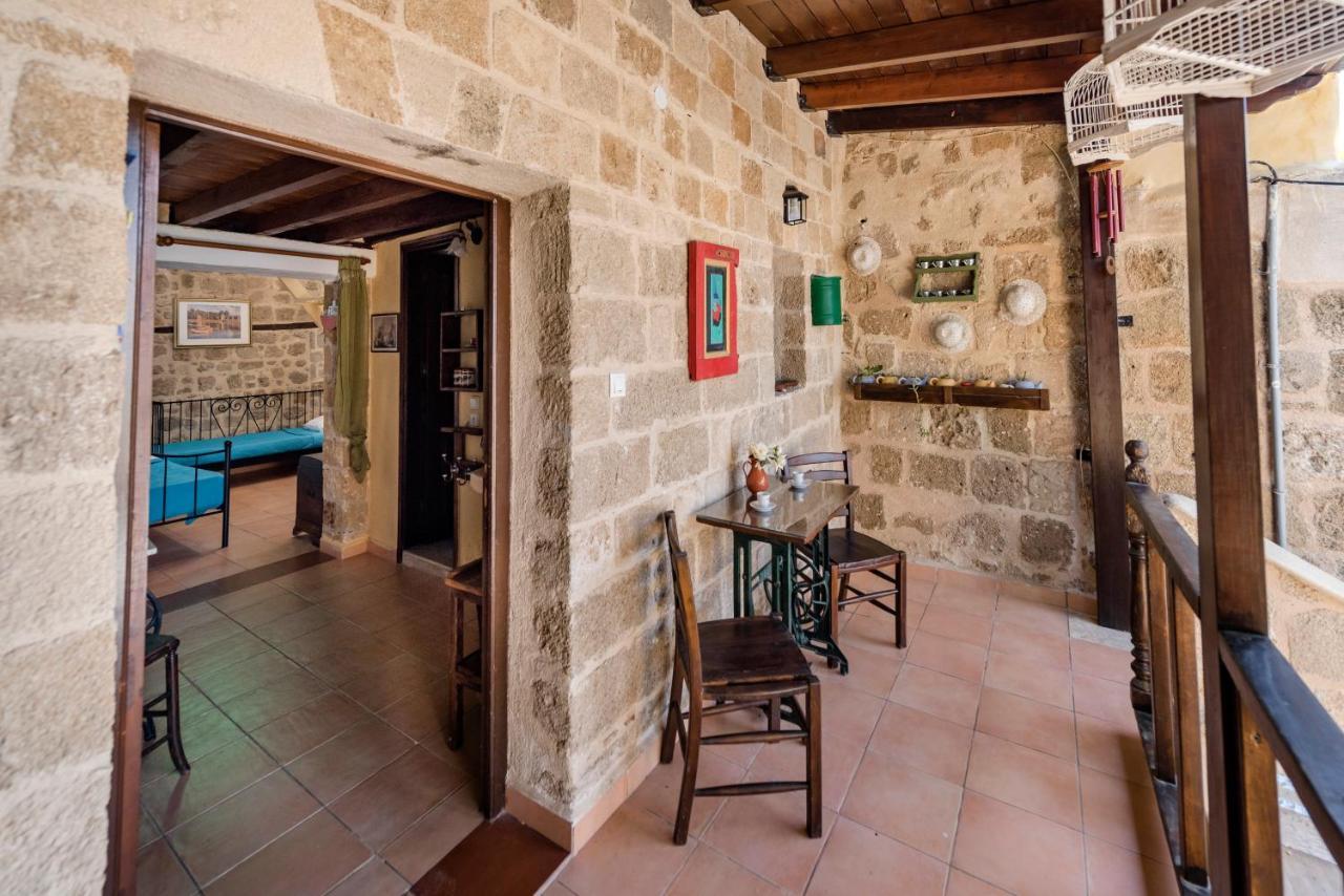 Secret Garden - Old Town Apartment Rhodes City Exterior photo